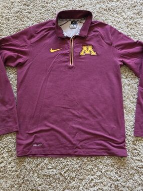 Nike Minnesota Golden Gophers Maroon Dri-FIT Quarter-Zip Men's Top Medium